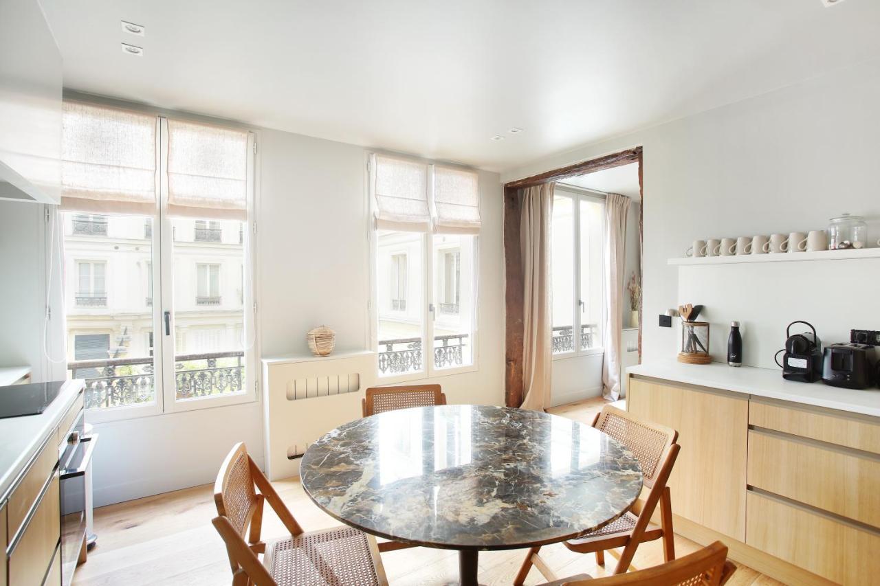 Residence In The Center Of Paris By Studio Prestige Екстериор снимка