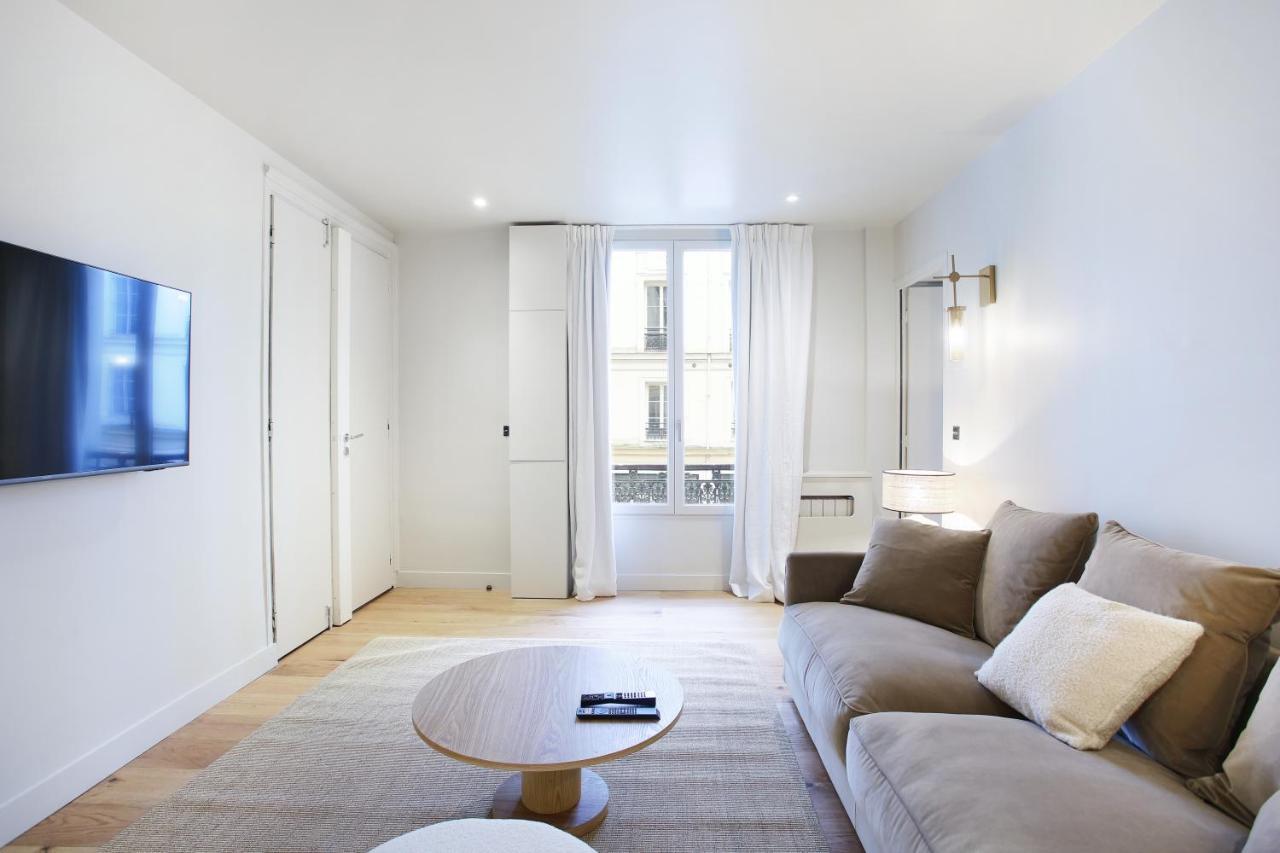 Residence In The Center Of Paris By Studio Prestige Екстериор снимка