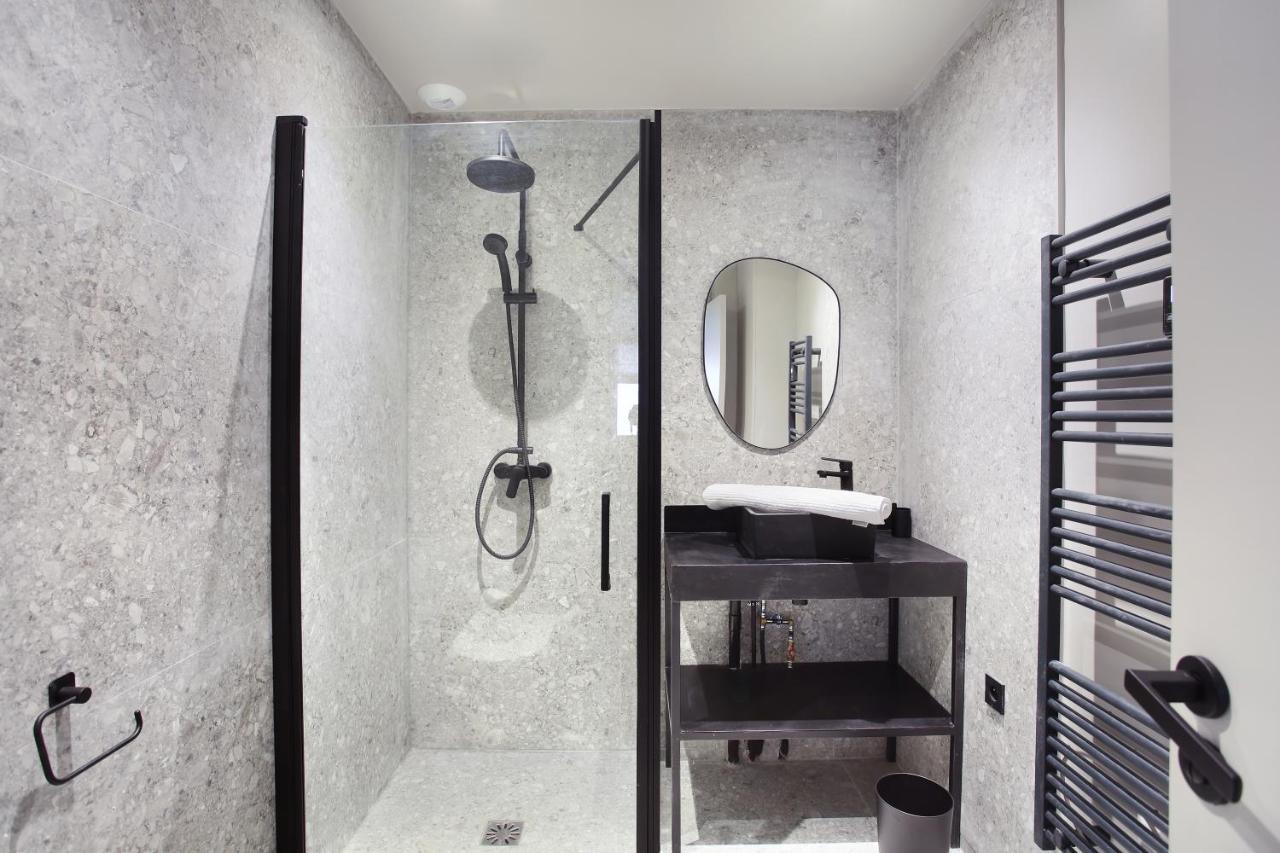 Residence In The Center Of Paris By Studio Prestige Екстериор снимка