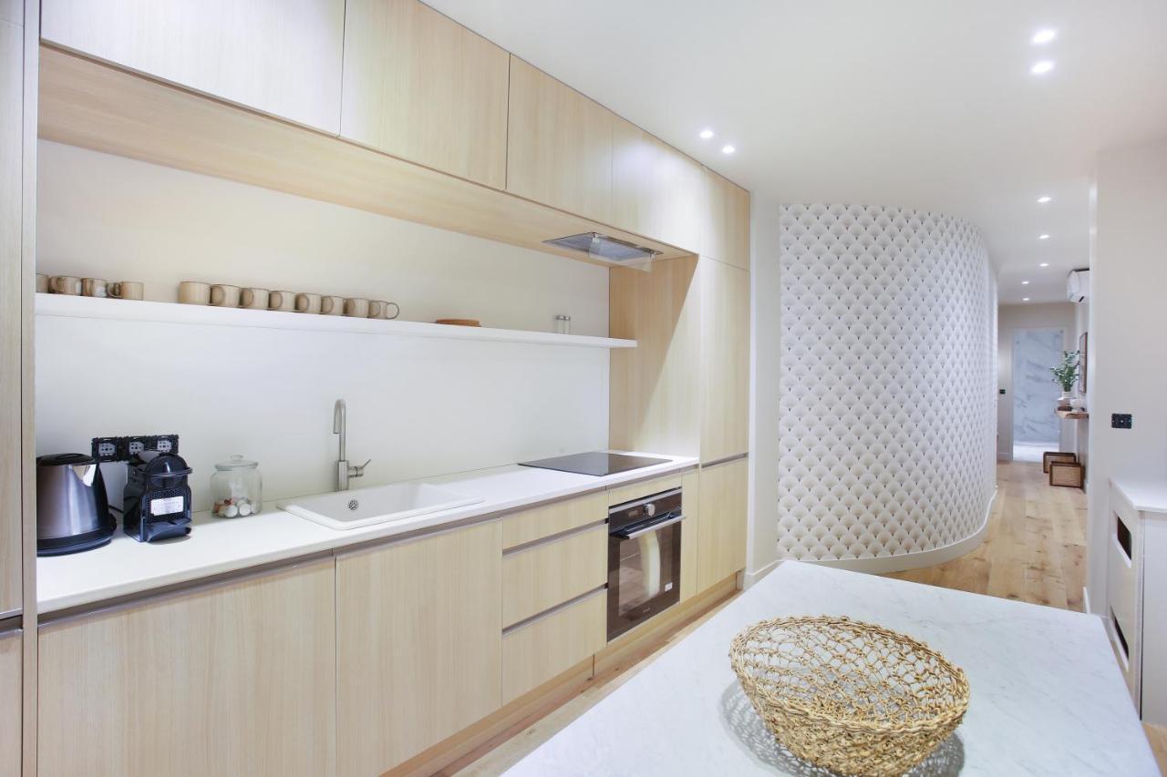 Residence In The Center Of Paris By Studio Prestige Екстериор снимка
